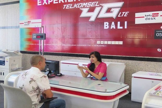Layanan Telkomsel 4G-LTE...