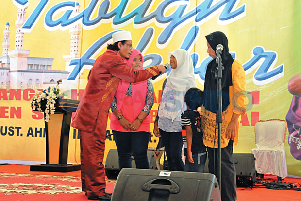Janda, Anak Yatim Harus...