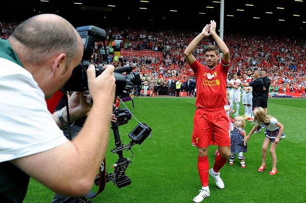 LA Galaxy Puji Gerrard...