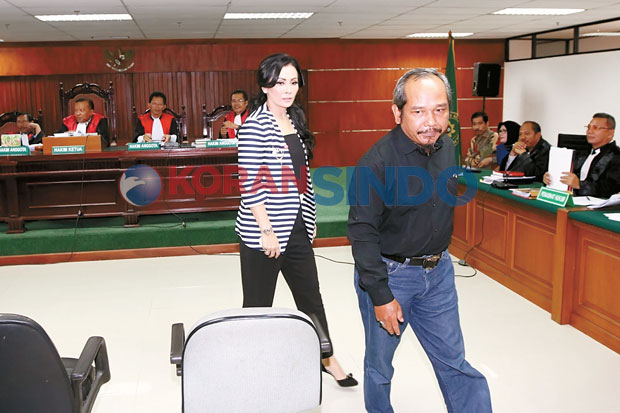 Sembilan Saksi Ungkap...