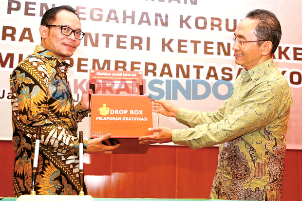 KPK Terus Awasi Pengelolaan...