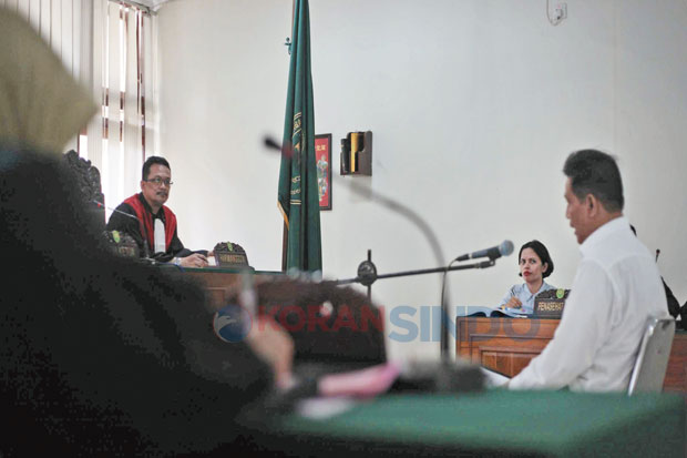 Postingan Flo Masuk...