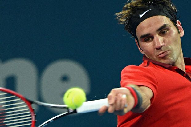 Federer Dikeroyok Petenis...