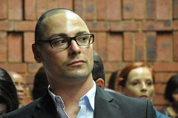 Kakak Oscar Pistorius...