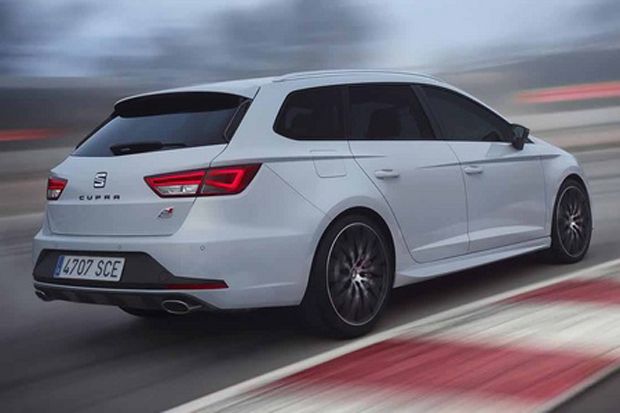 SEAT Leon Cupra ST Meluncur...