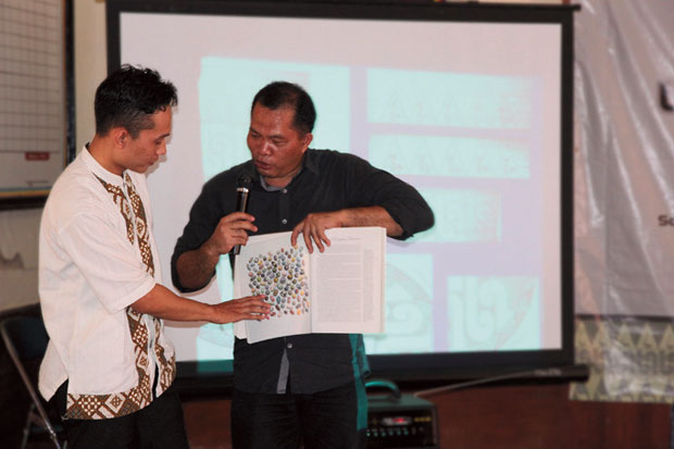 Subang Miliki Batik...