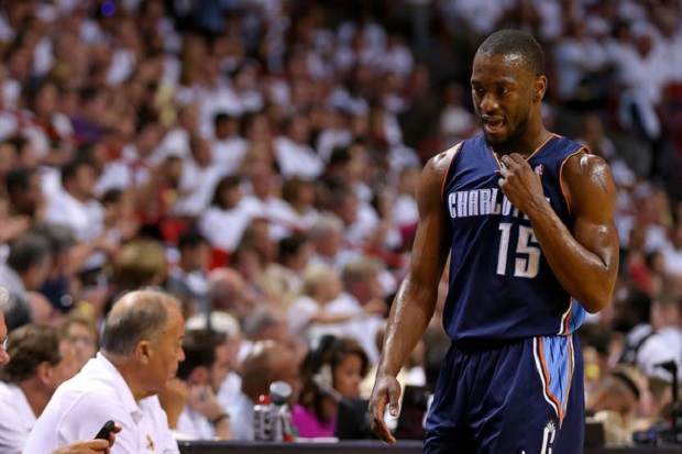 Hornets Menambah Panjang...