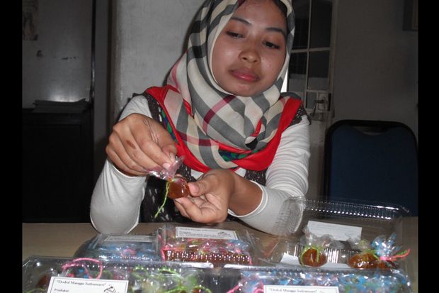 Mengolah Mangga Kopek...