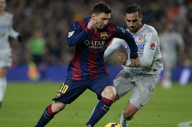 Messi Gunakan Tangan...