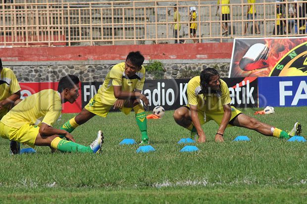 Tiga Lini Laskar Kalong...