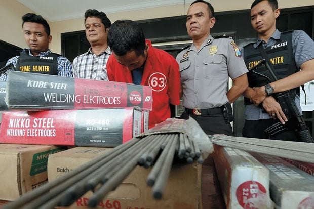 Dalang Kawat Las Belum...