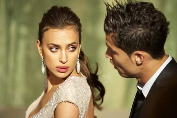 Irina Shayk Tegaskan...