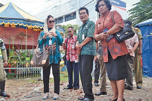 Marah, Wali Kota Hentikan...