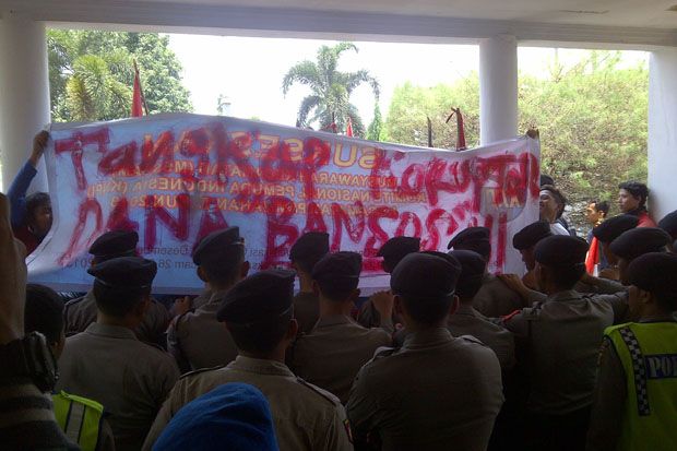 Kejagung Diminta Pantau...