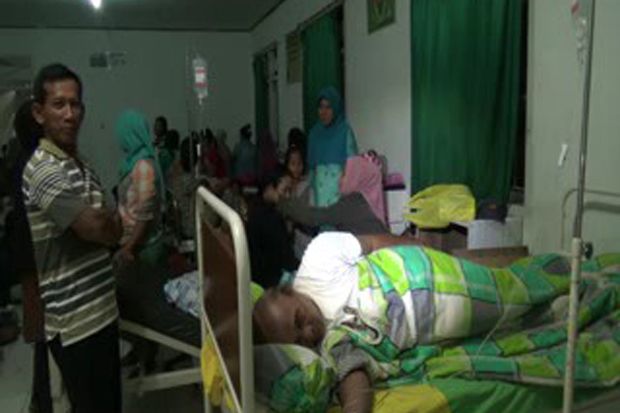 Enam Warga Bone Keracunan...