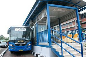 Melebur ke Transjakarta,...