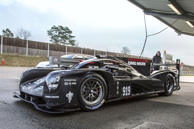 Porsche Lakukan Uji...