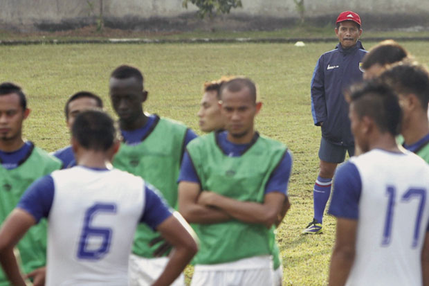 Harapkan Lawan Keras...