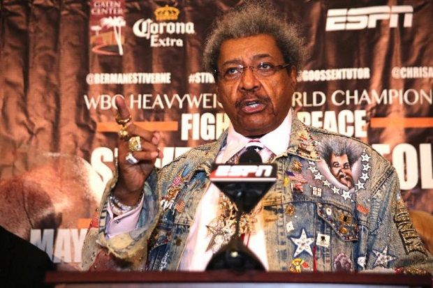 Don King Angkat Topi...