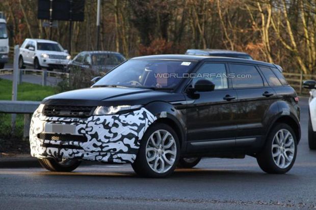 Range Rover Evoque Facelifted...