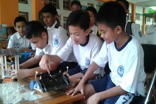 SMPN 7 Bandung Raih...