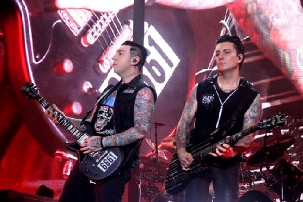 Bahasa Universal Band...
