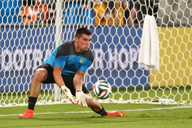 Kiper Australia Sambut...