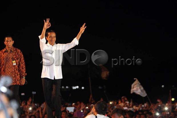 Pengamat: Jokowi Bukan...