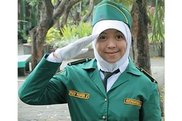 Latihan Menwa, Mahasiswi...