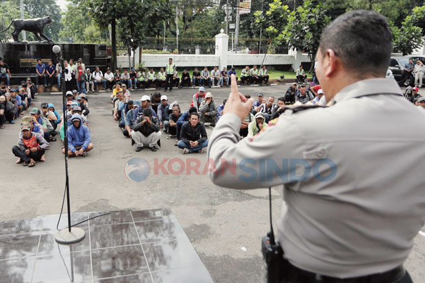 Polisi Amankan 10 Kolektor...