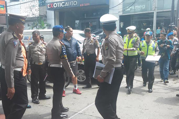 Polisi Cari Tahu Kecepatan...