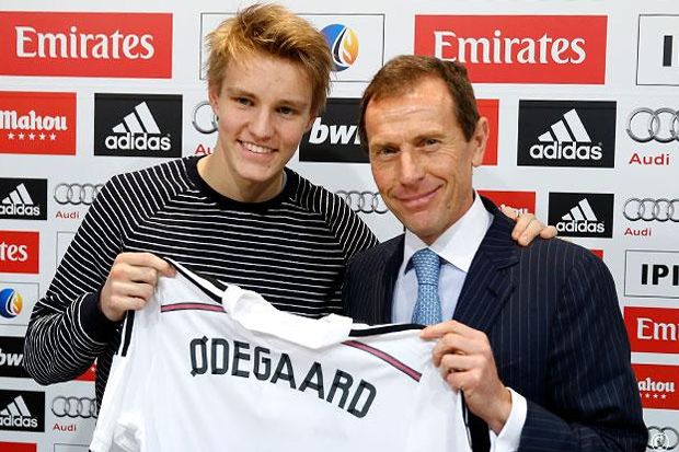 Pemain Madrid Sambut...