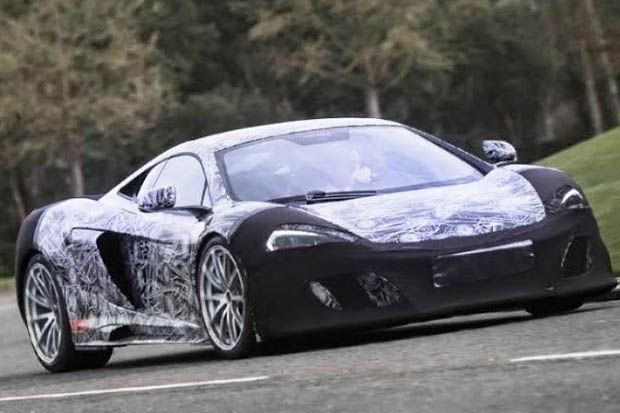 Versi Panas McLaren...