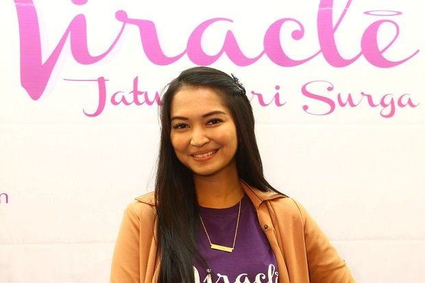 Anneke Jodi Tertantang...