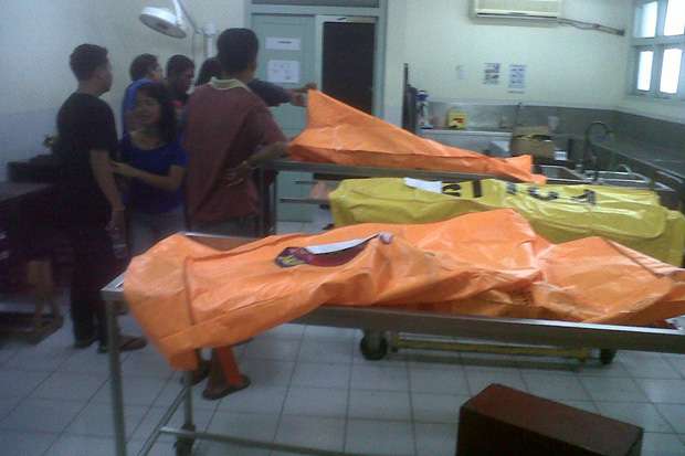 Satu Keluarga Terbakar...