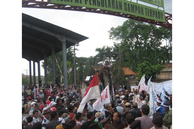 TPST Bantar Gebang Ditutup,...
