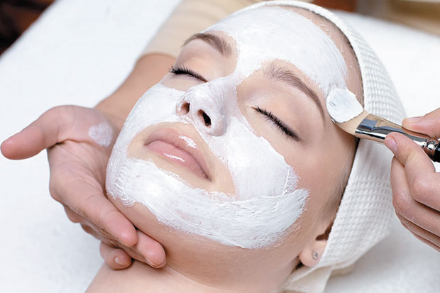 Sepuluh Perawatan Facial...