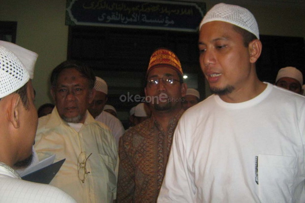 Ustaz Arifin Buat Surat...