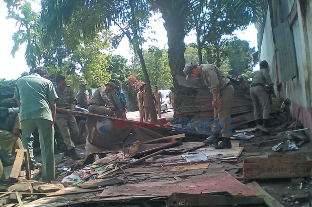 Warung Mesum di Jalan...