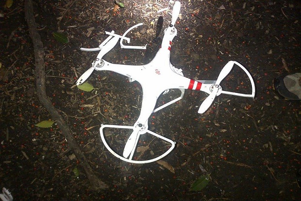 Drone Terobos Kompleks...