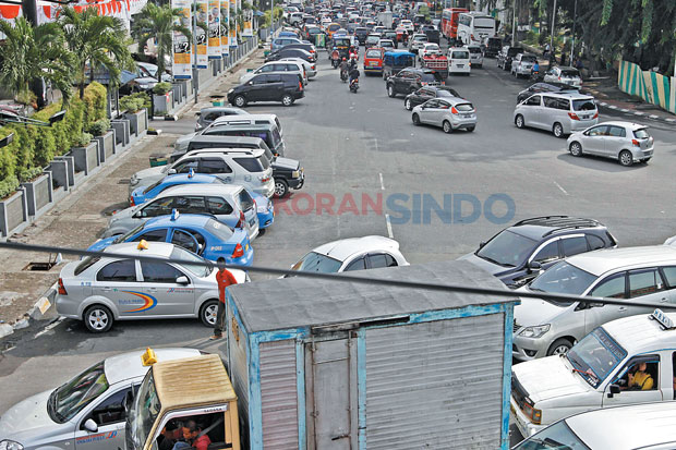 Macet di Lapangan Merdeka...