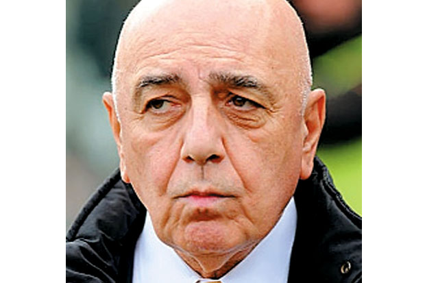 Ultras Milan Desak Galliani...