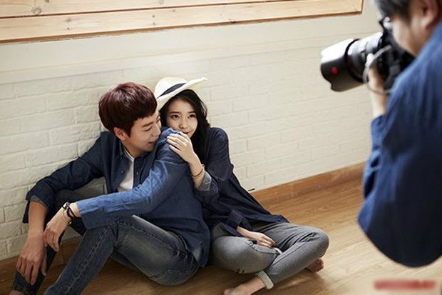 IU Akui Lee Hyun Woo...