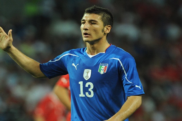 Milan Hanya Butuh Dua...