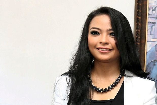 Takut Kikuk, Tantri...