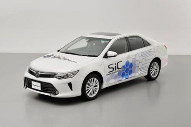 Toyota Mulai Uji Camry...
