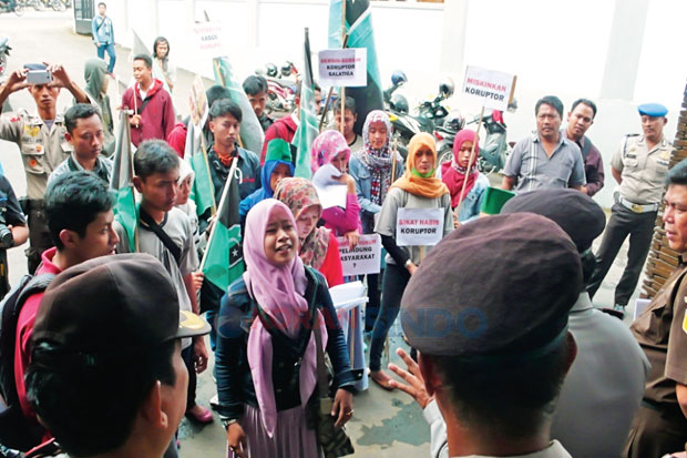 Aktivis HMI Kecewa Penanganan...