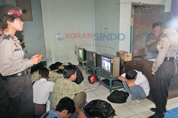 Sisir Lokasi PS, 16...