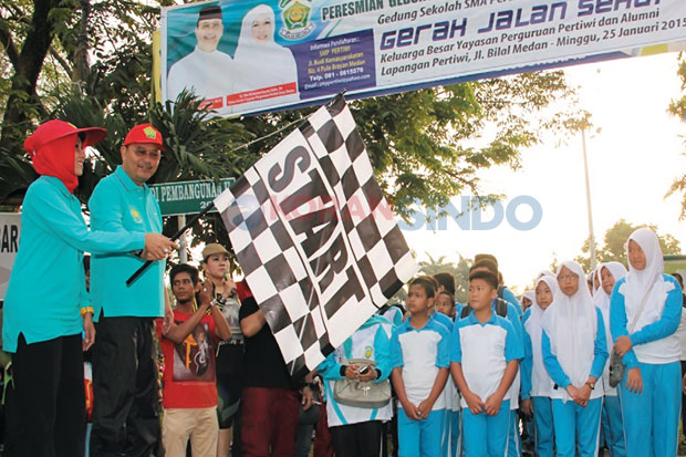 Jalan Santai Ramaikan...