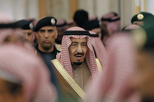 Raja Arab Saudi Rombak...